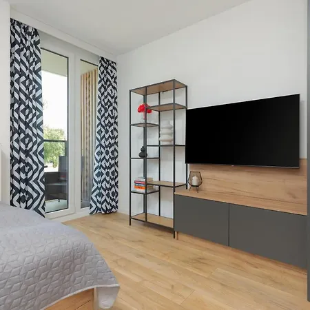 Praga Kokoryczki With Parking By Renters * 华沙