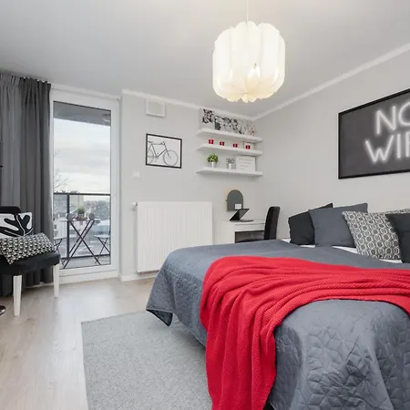 Praga Kokoryczki With Parking By Renters 公寓